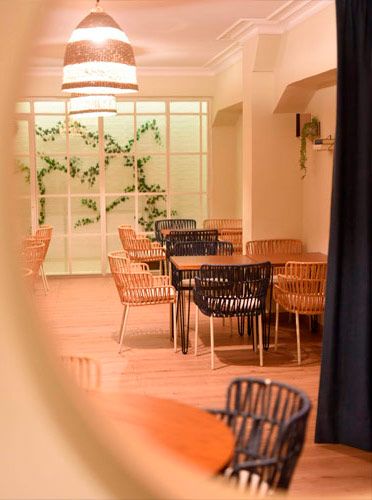 Reserva tu mesa en Restaurante Enredo